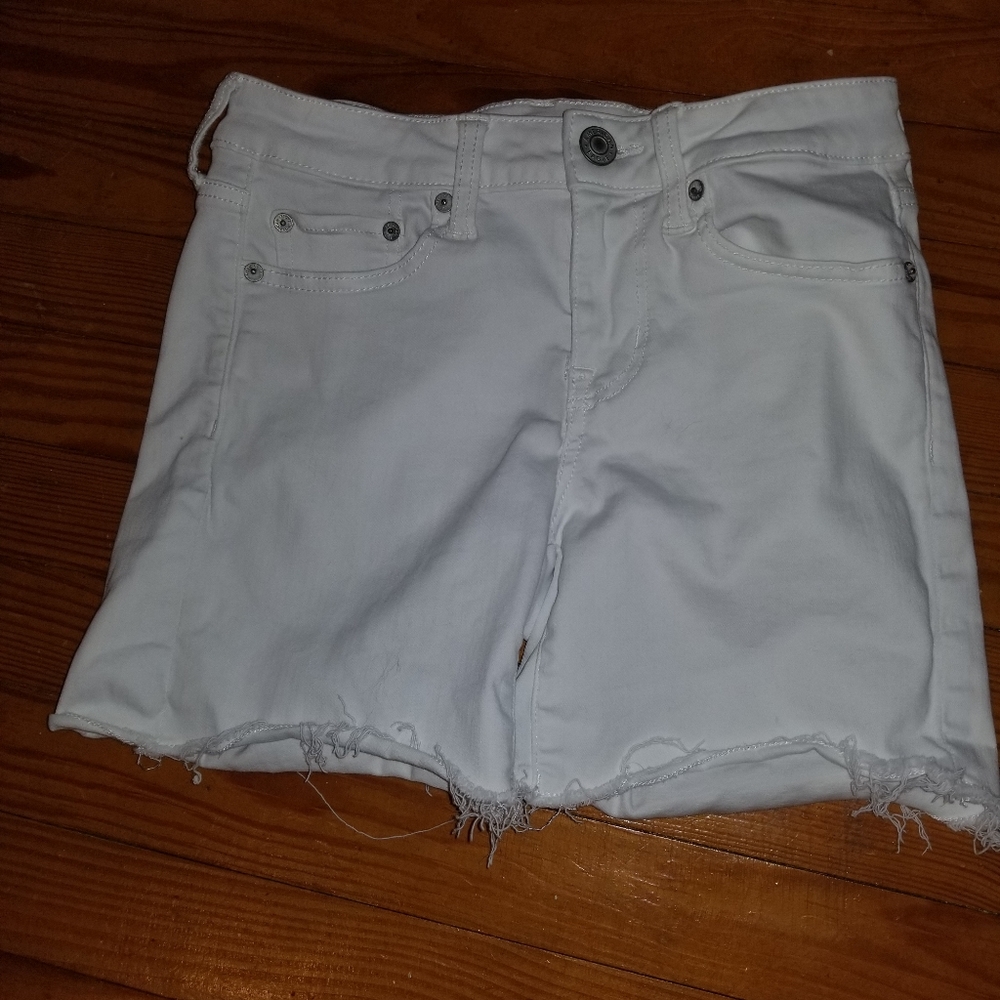American eagle white shorts